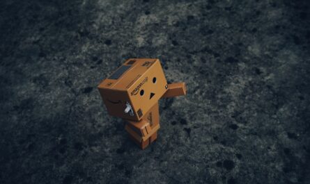 objevte svět minecraftu: kreativní sandboxová hra, kde můžete stavět, prozkoumávat a bojovat v nekonečné pixelové krajině. ponořte se do fantastických dobrodružství a tvořte svá vlastní pravidla!